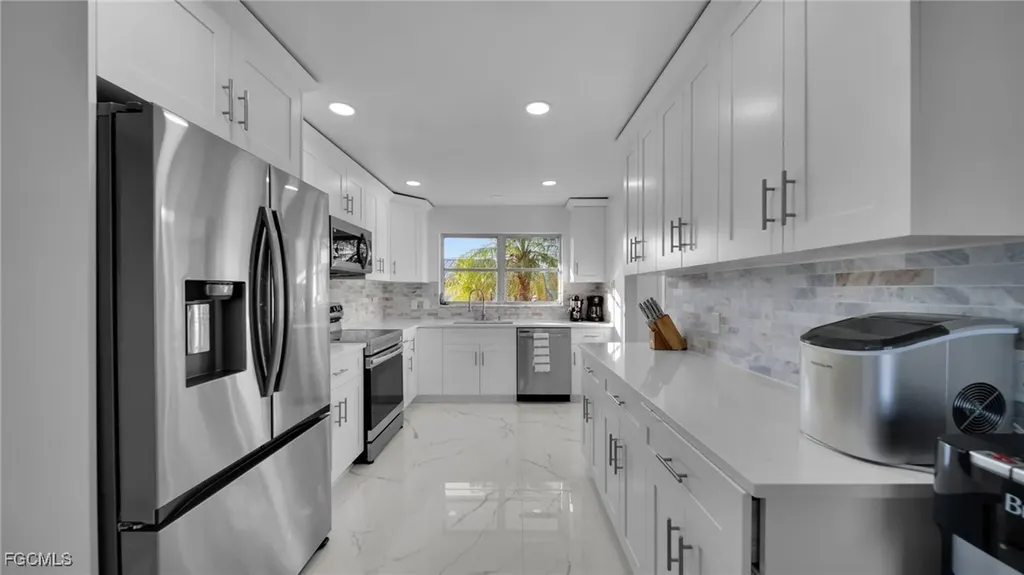 2758 Bruce Street Matlacha FL 33993