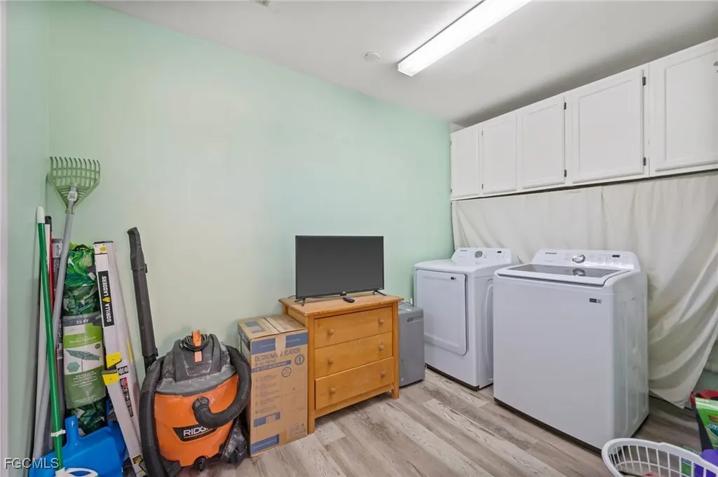 2444 Sycamore Street St. James City FL 33956