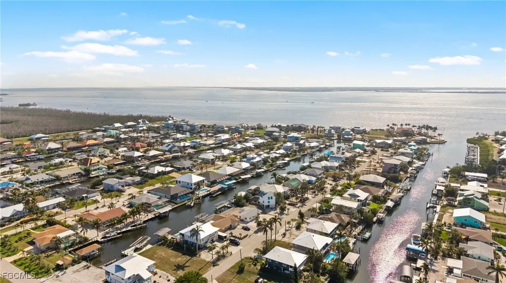 2444 Sycamore Street St. James City FL 33956