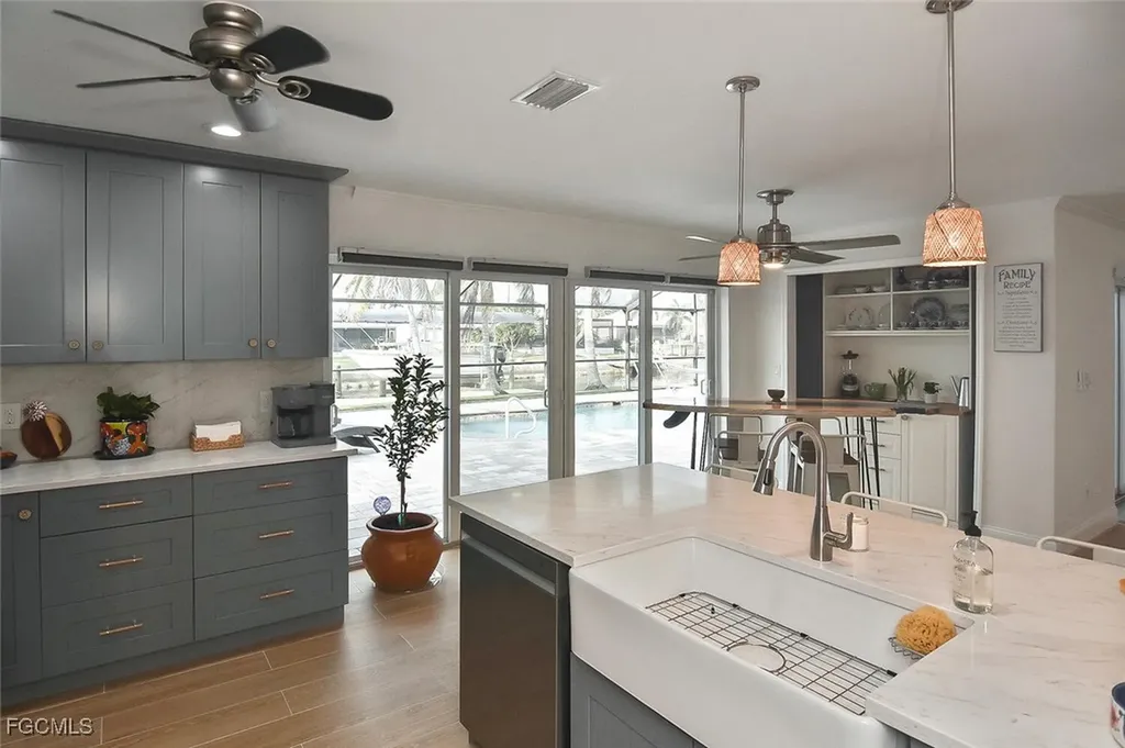 6135 Plumosa Avenue Fort Myers FL 33908