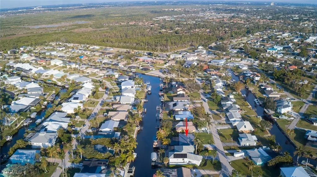 6135 Plumosa Avenue Fort Myers FL 33908