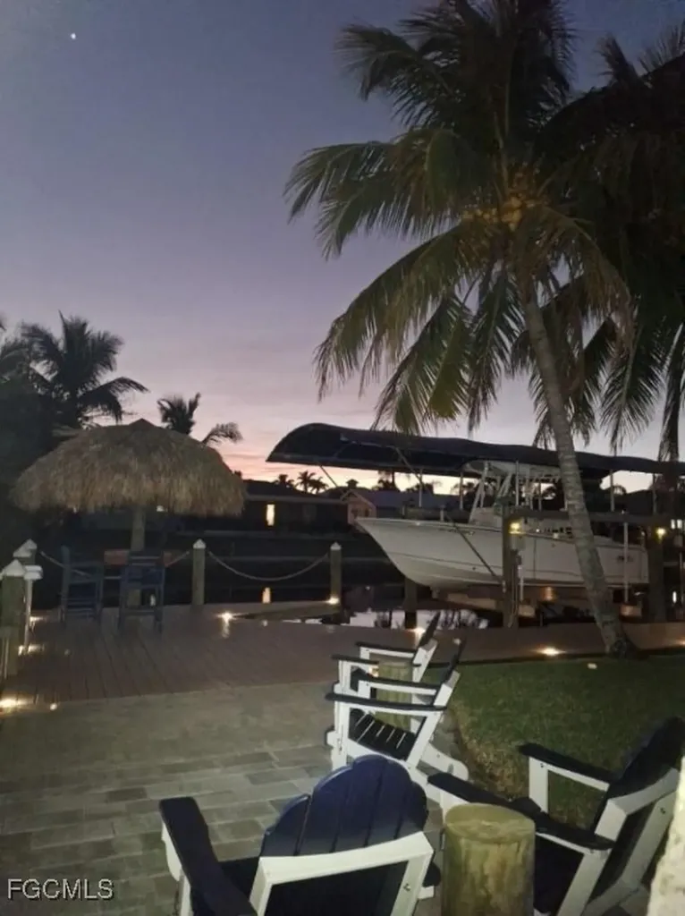 6135 Plumosa Avenue Fort Myers FL 33908