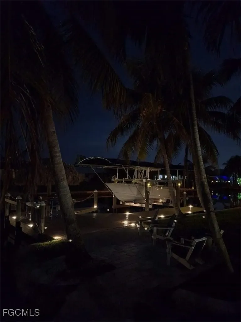 6135 Plumosa Avenue Fort Myers FL 33908