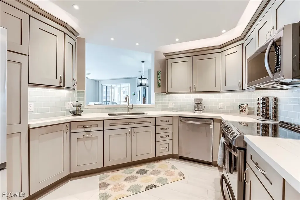 4183 Bay Beach Lane Fort Myers Beach FL 33931