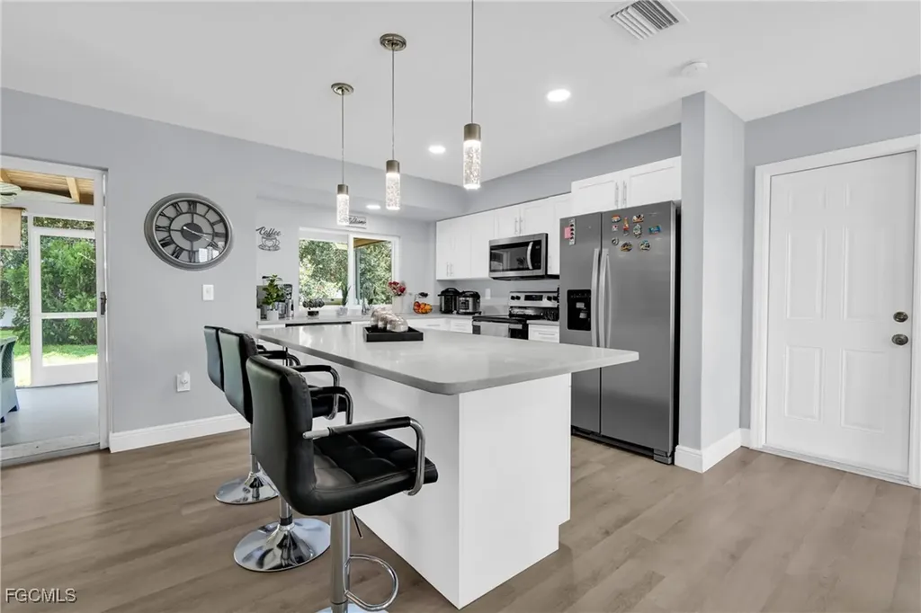 314 SE 47th Terrace Cape Coral FL 33904