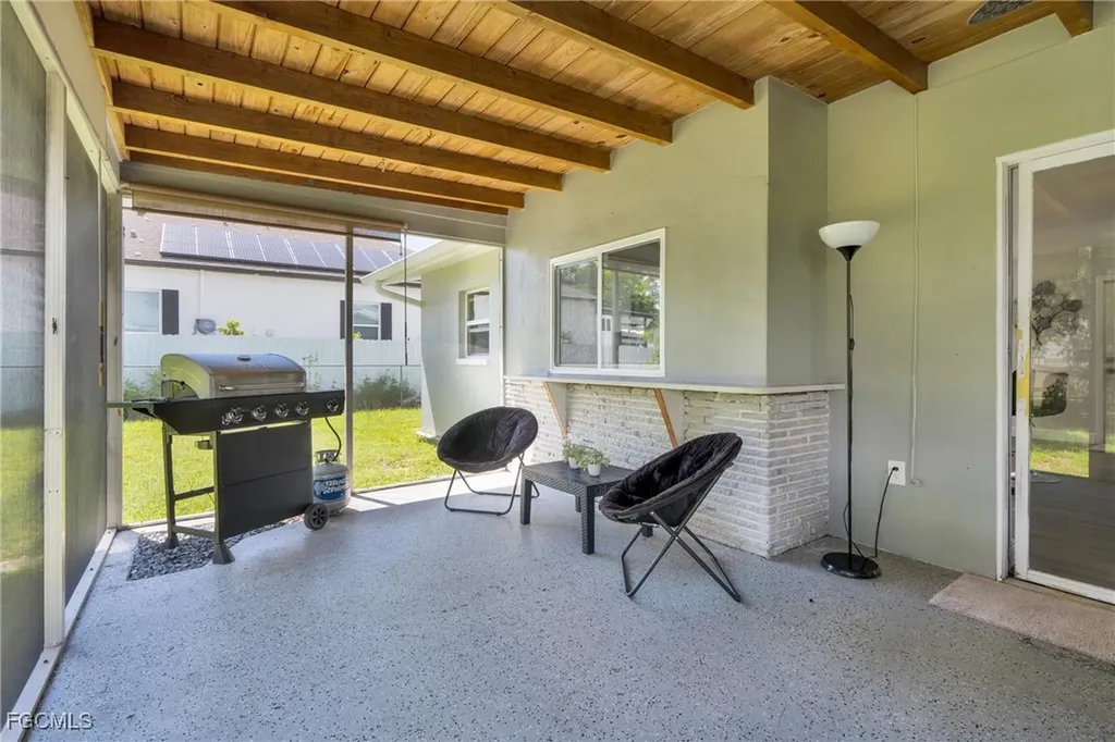 314 SE 47th Terrace Cape Coral FL 33904