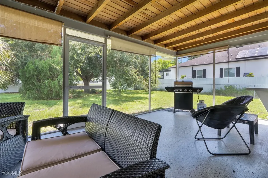 314 SE 47th Terrace Cape Coral FL 33904