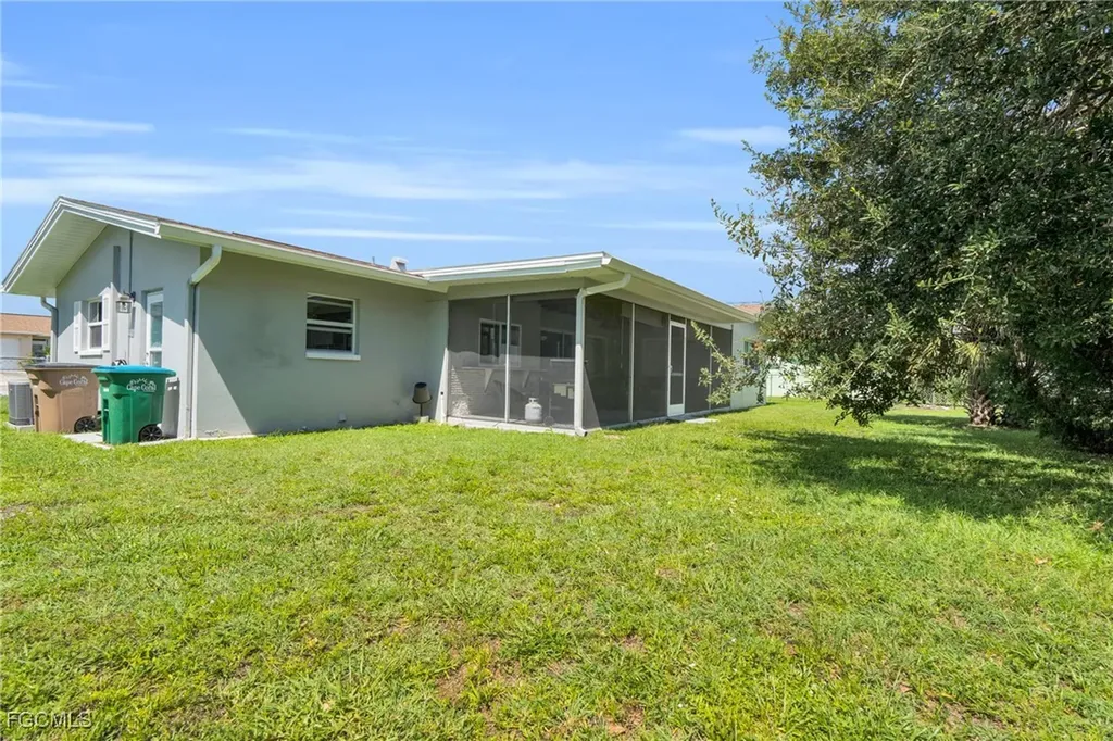 314 SE 47th Terrace Cape Coral FL 33904