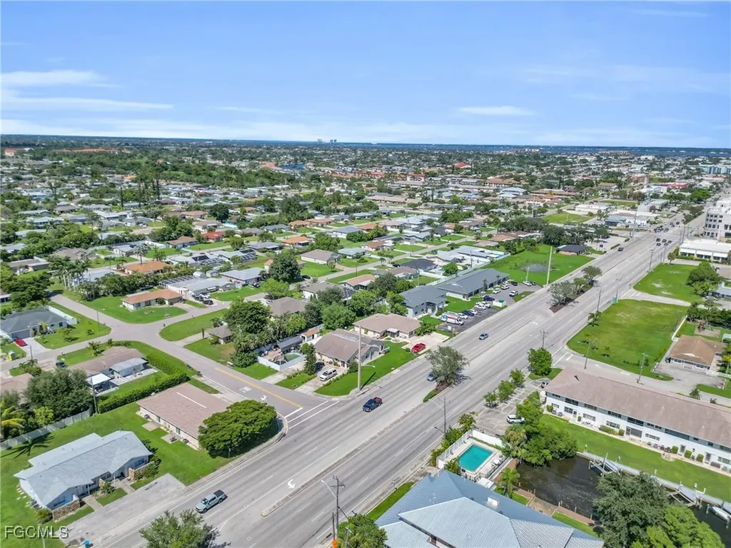 314 SE 47th Terrace Cape Coral FL 33904