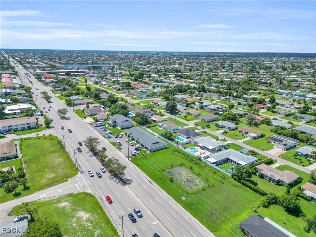 314 SE 47th Terrace Cape Coral FL 33904