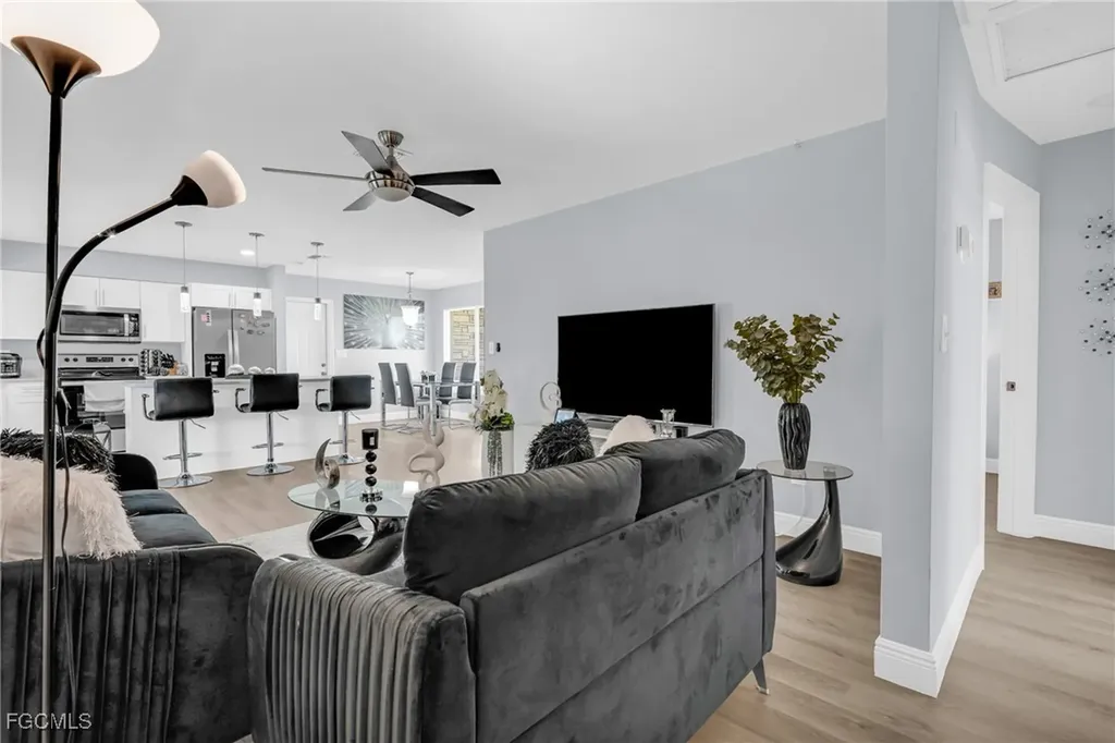 314 SE 47th Terrace Cape Coral FL 33904