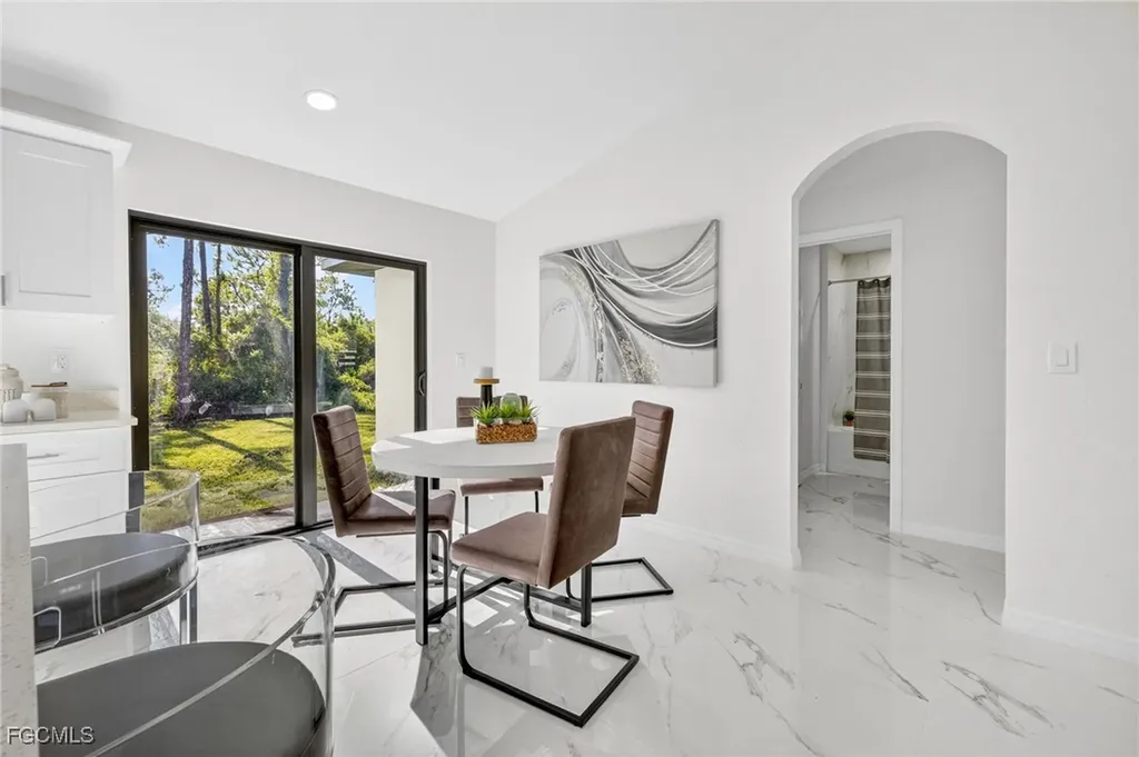 2006 Mcarthur Avenue Alva FL 33920