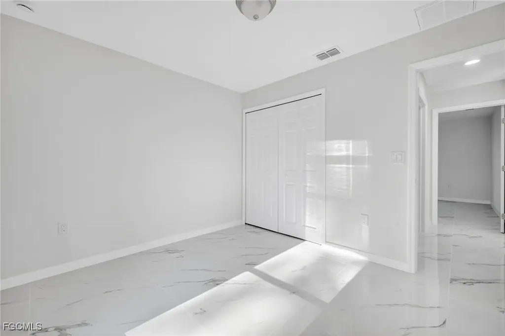 2006 Mcarthur Avenue Alva FL 33920