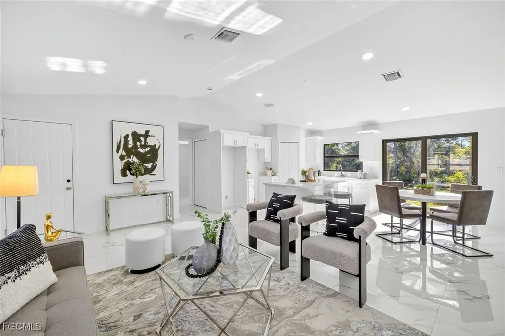 2006 Mcarthur Avenue Alva FL 33920