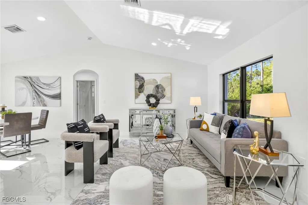 2006 Mcarthur Avenue Alva FL 33920