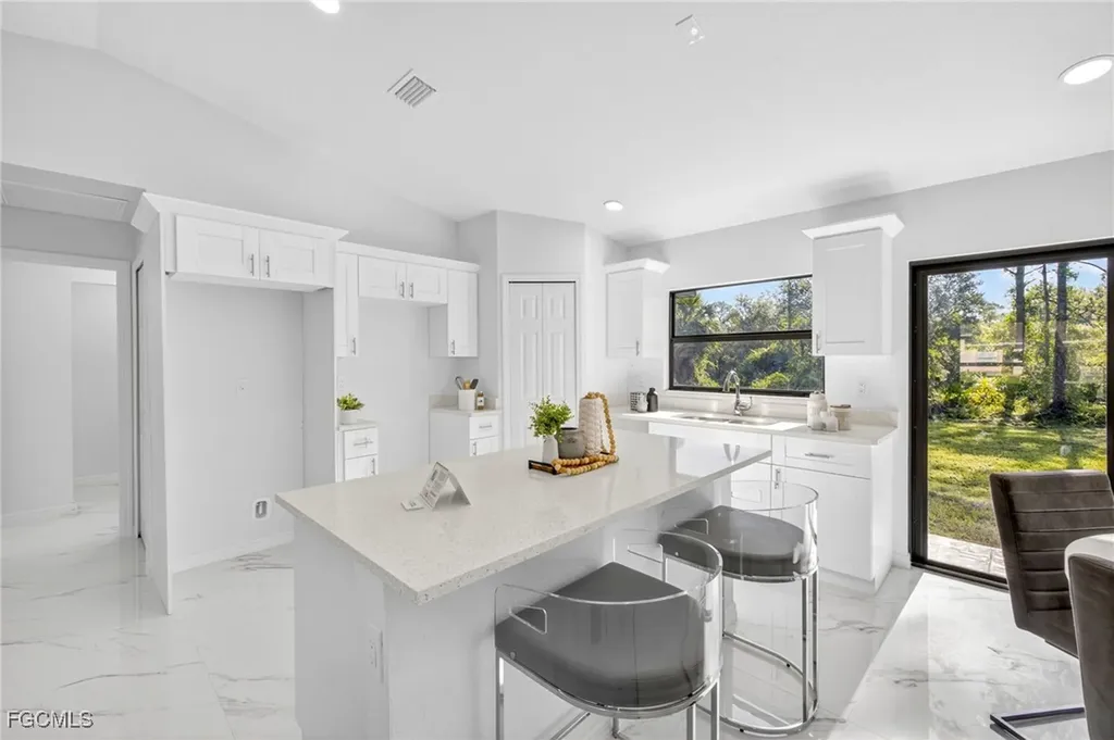 2006 Mcarthur Avenue Alva FL 33920