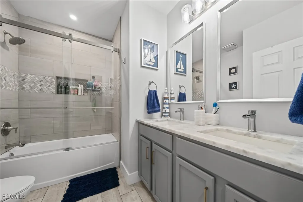 2805 SW 35th Street Cape Coral FL 33914