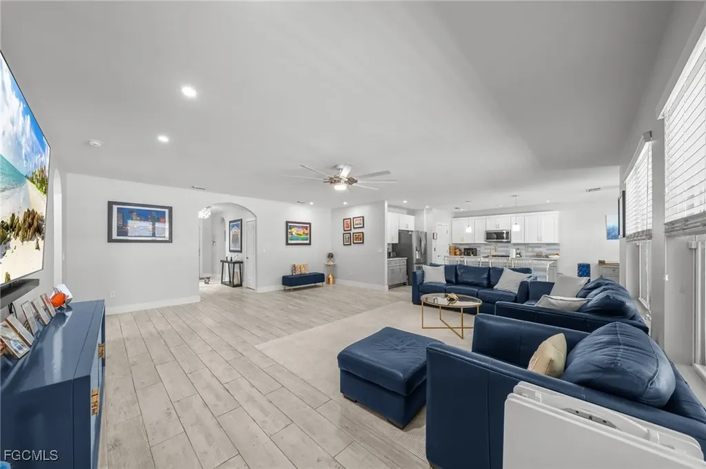 2805 SW 35th Street Cape Coral FL 33914