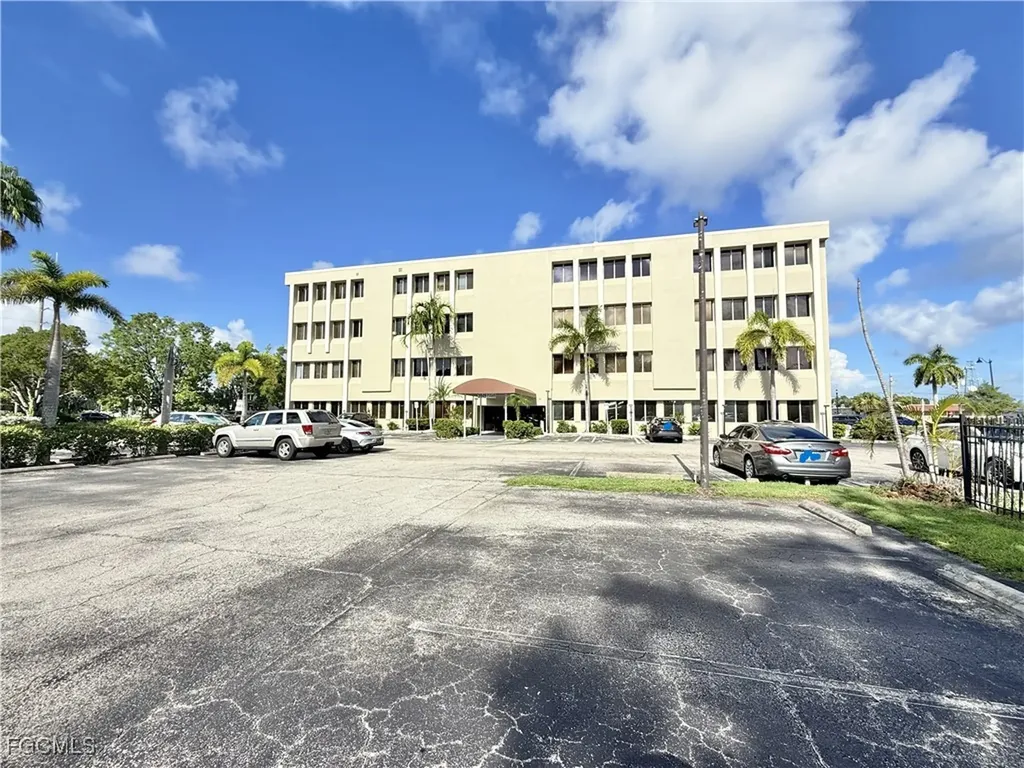 3949 Evans Avenue Fort Myers FL 33901