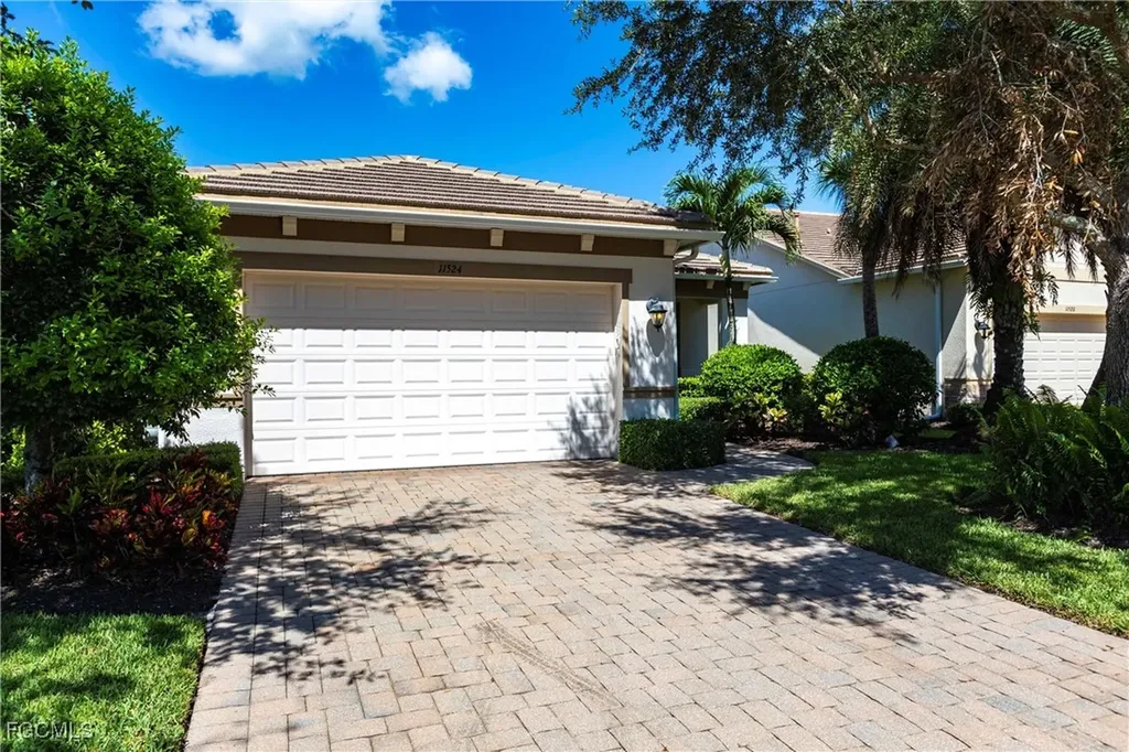 11524 Verandah Palm Court Fort Myers FL 33905
