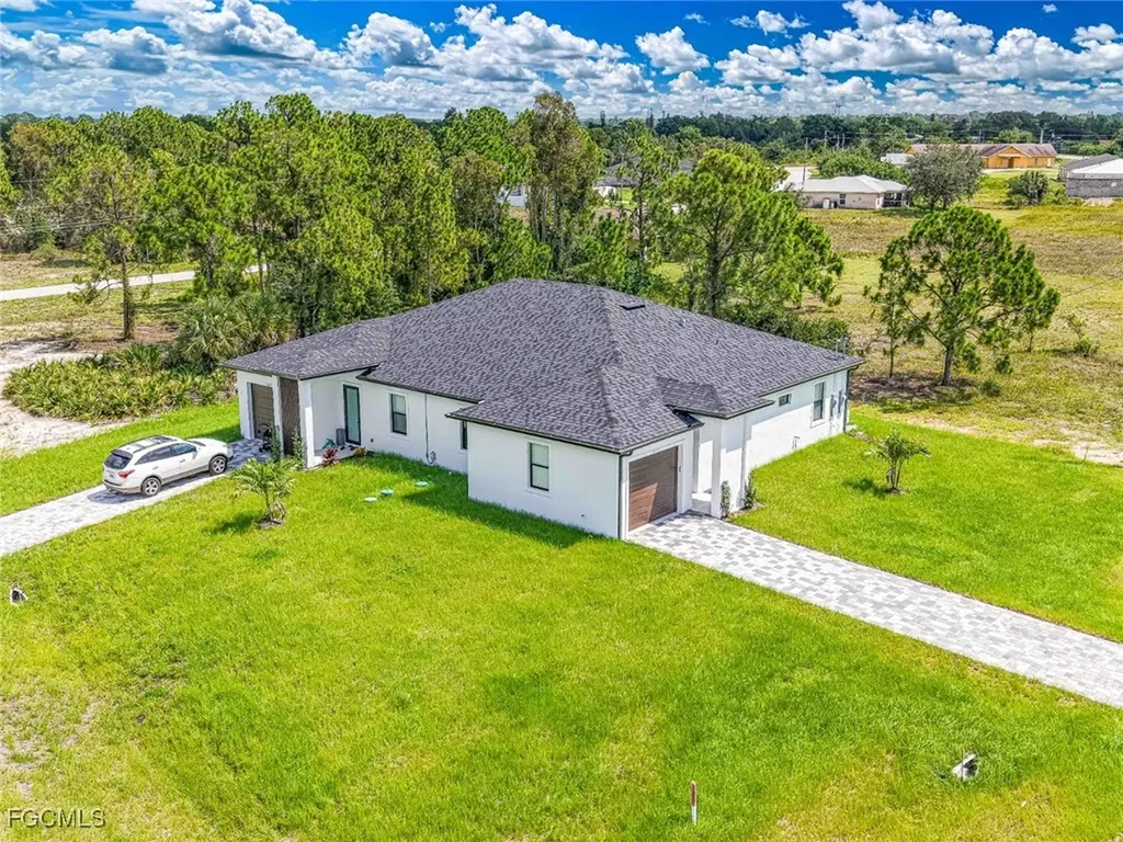 585/587 Alabama Road S Lehigh Acres FL 33974
