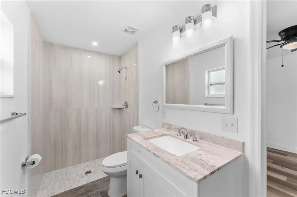 3437 Dora Street Fort Myers FL 33916