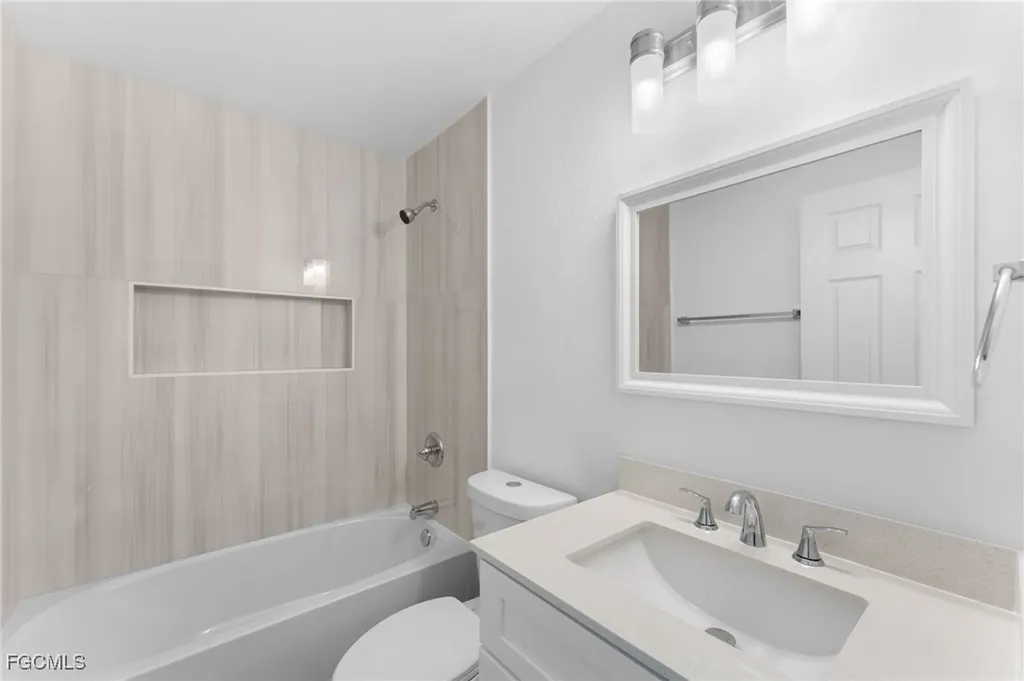 3437 Dora Street Fort Myers FL 33916