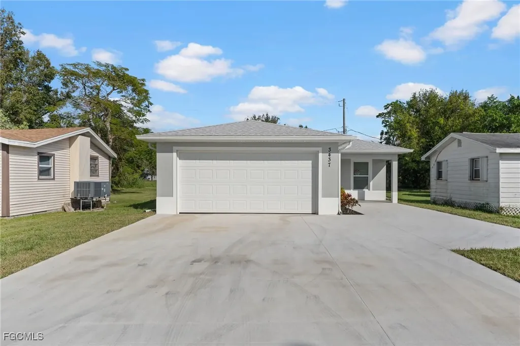 3437 Dora Street Fort Myers FL 33916