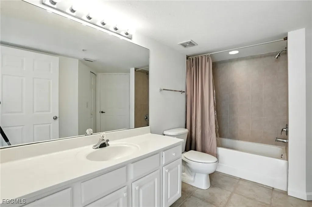 4127 Residence Drive Fort Myers FL 33901