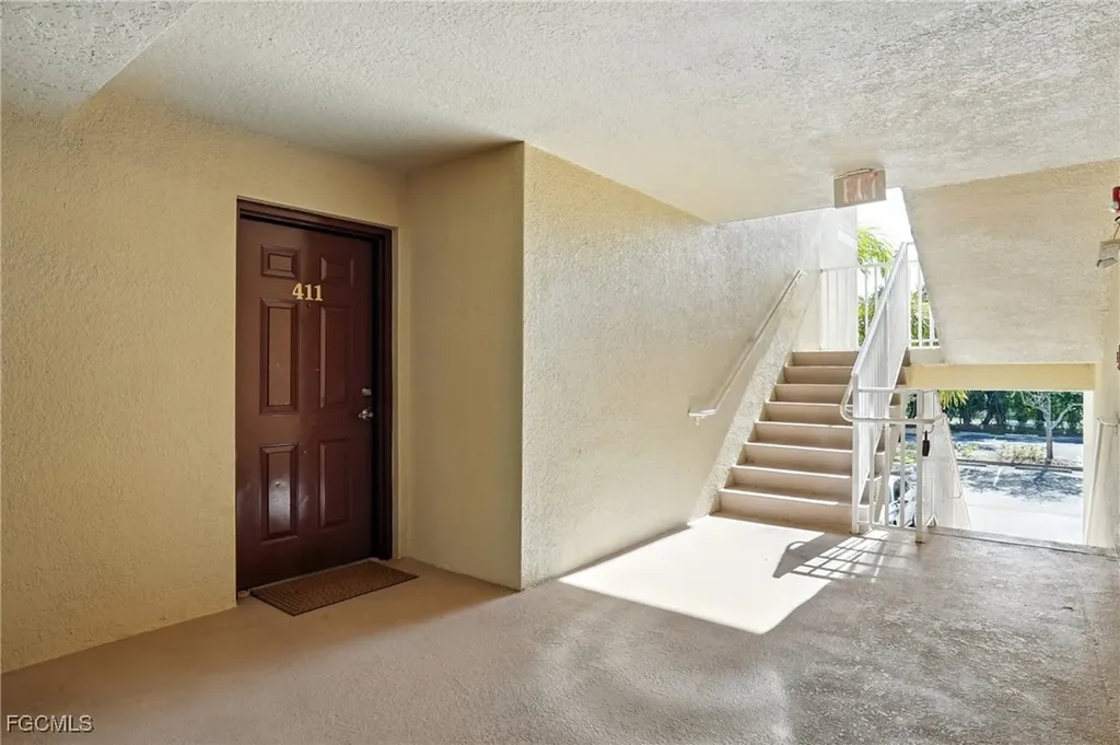 4127 Residence Drive Fort Myers FL 33901
