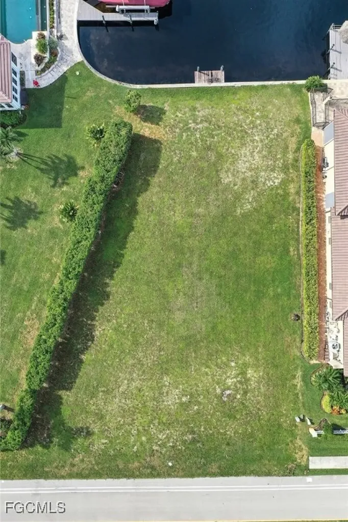 2216 El Dorado Parkway W Cape Coral FL 33914