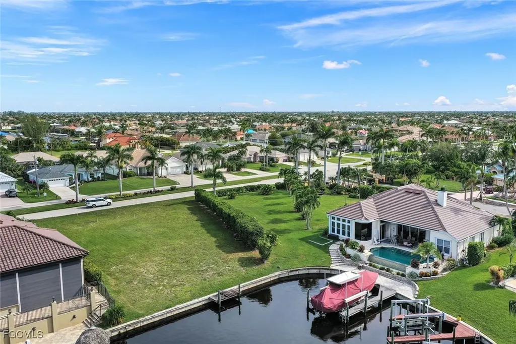 2216 El Dorado Parkway W Cape Coral FL 33914