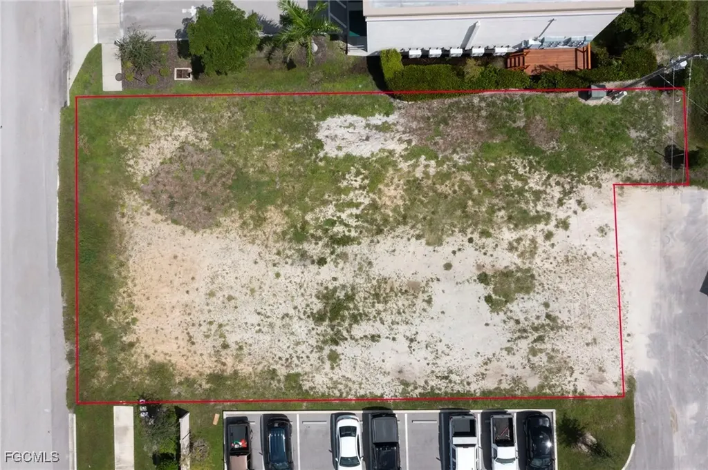 4337 & 4339 SW 9th Avenue Cape Coral FL 33914