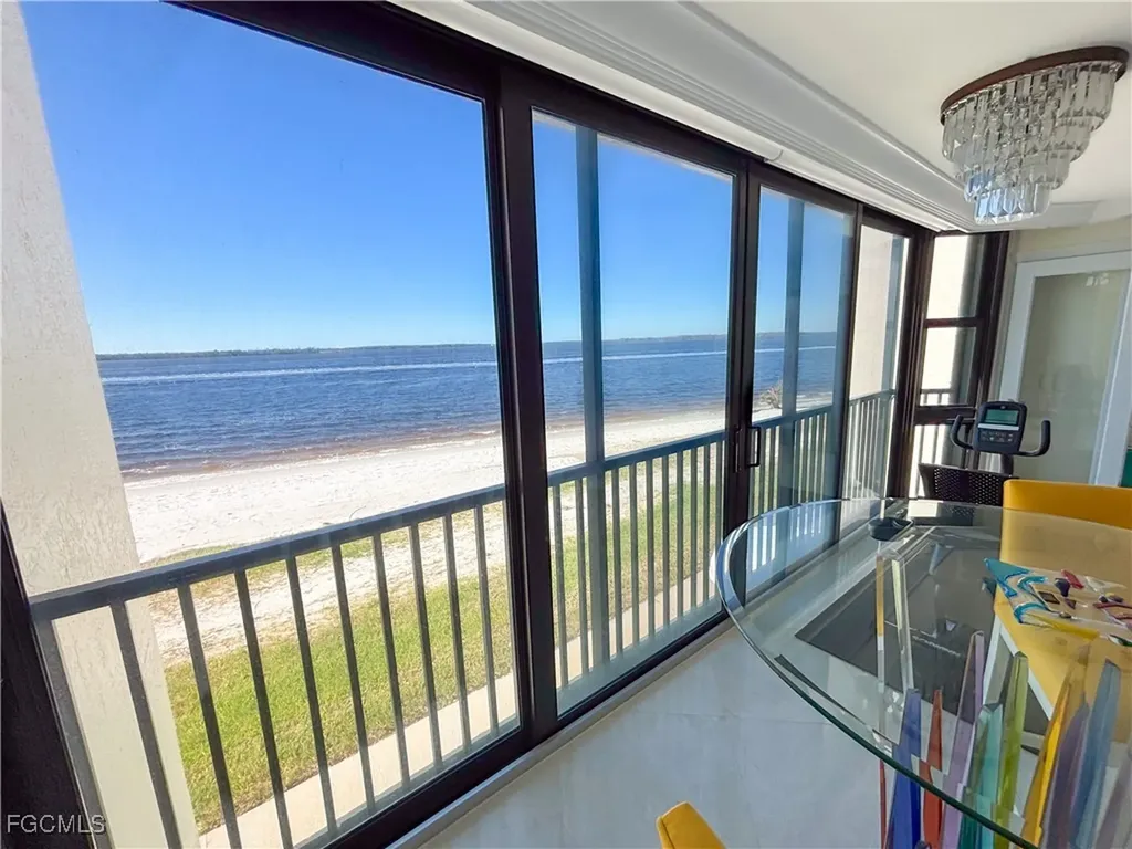 17080 Harbour Point Drive Fort Myers FL 33908