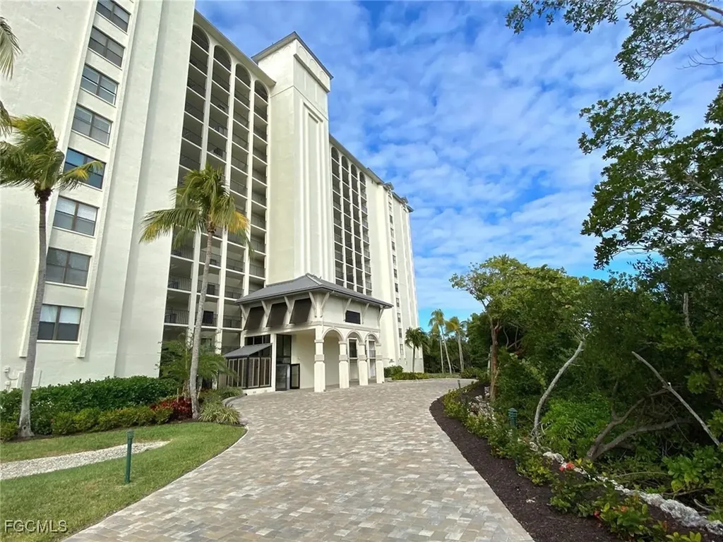 17080 Harbour Point Drive Fort Myers FL 33908