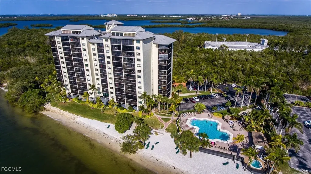 17080 Harbour Point Drive Fort Myers FL 33908