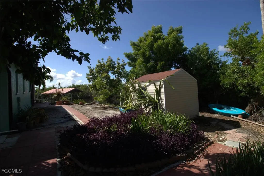 5043 Genesee Parkway Bokeelia FL 33922