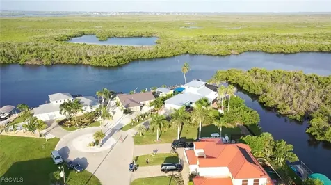5043 Genesee Parkway Bokeelia FL 33922