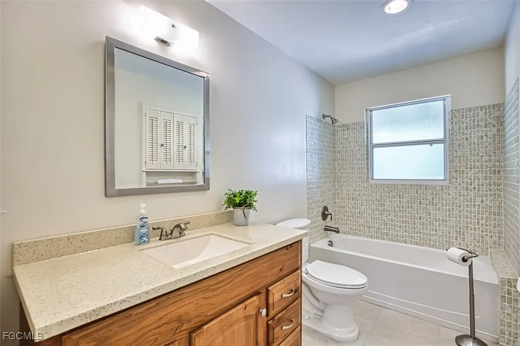 1830 Grace Avenue Fort Myers FL 33901