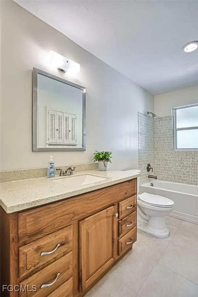 1830 Grace Avenue Fort Myers FL 33901