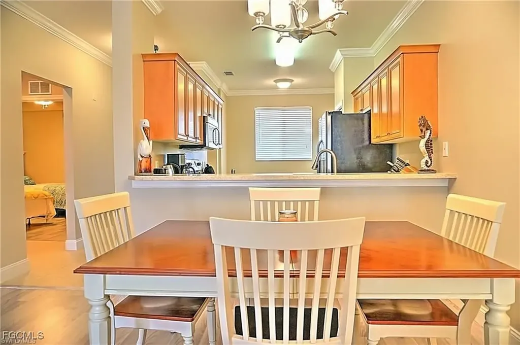 8270 Pathfinder Loop Fort Myers FL 33919
