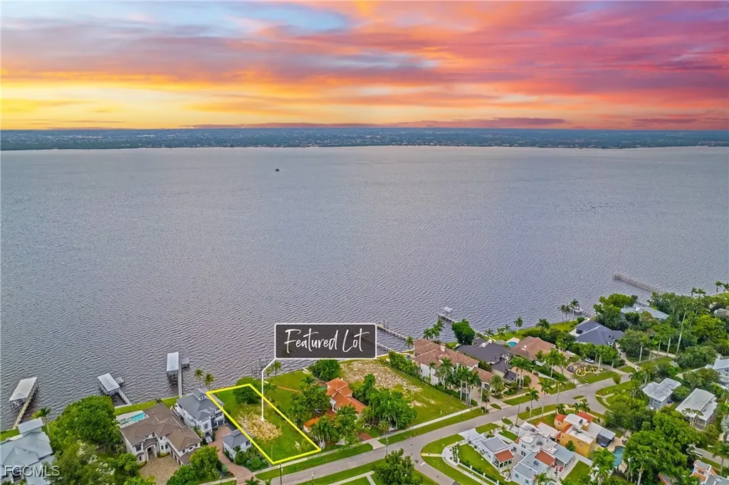 2904 Valencia Way Fort Myers FL 33901