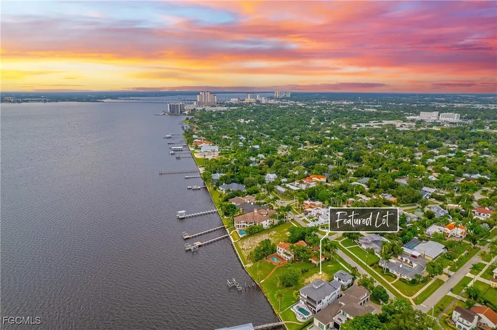 2904 Valencia Way Fort Myers FL 33901