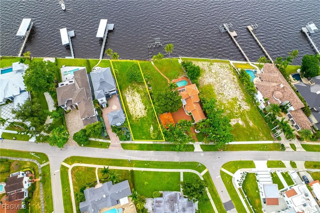 2904 Valencia Way Fort Myers FL 33901