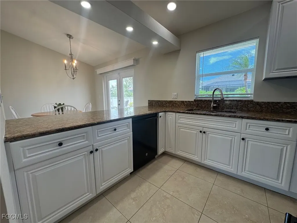 2910 Surfside Boulevard Cape Coral FL 33914