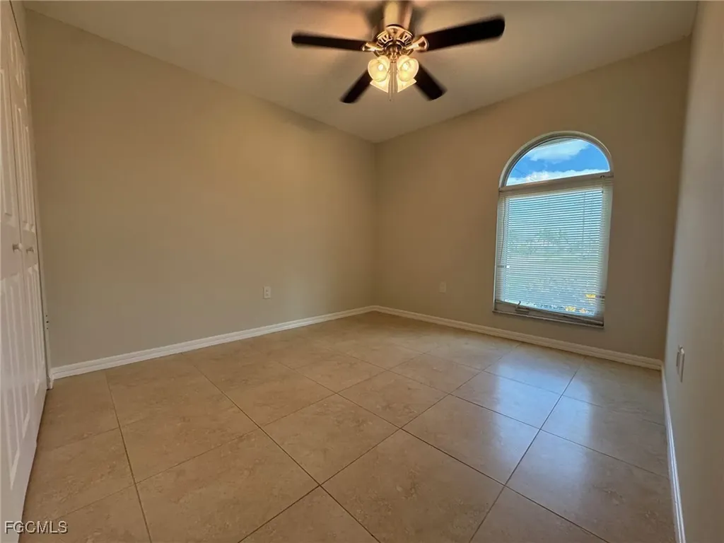 2910 Surfside Boulevard Cape Coral FL 33914