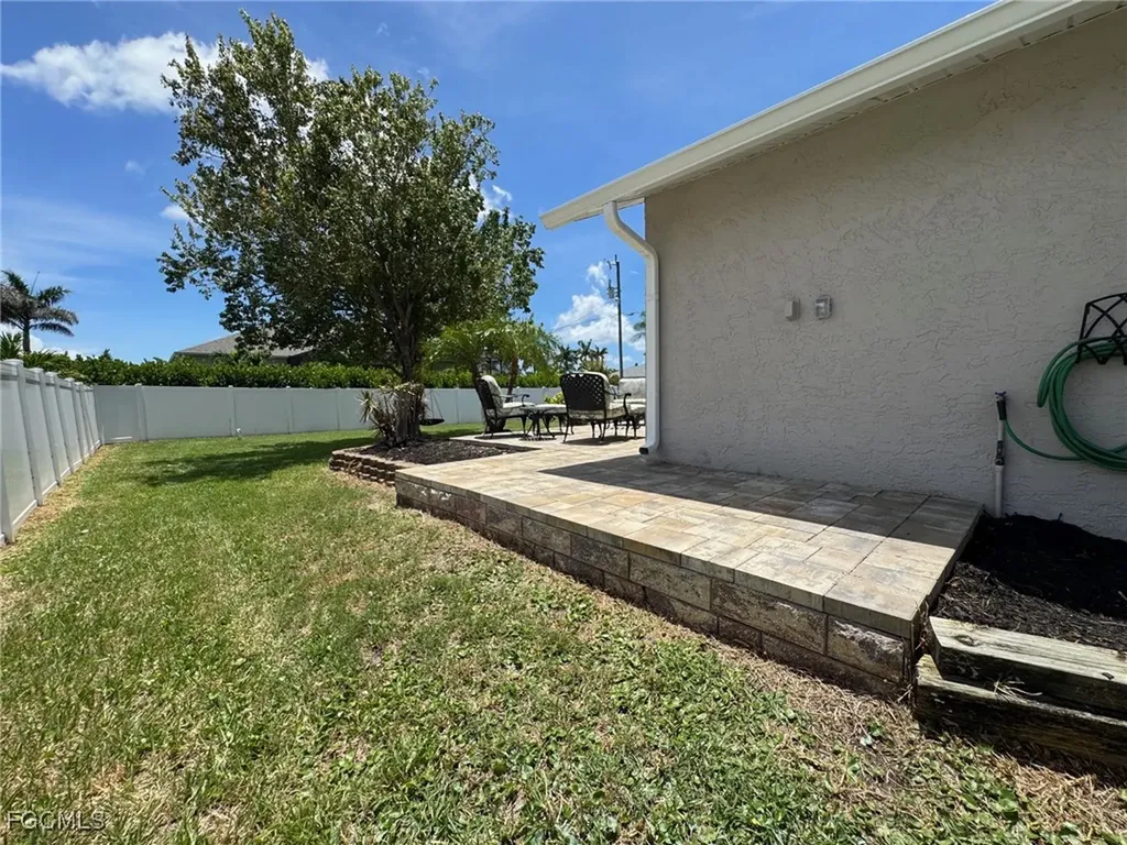 2910 Surfside Boulevard Cape Coral FL 33914