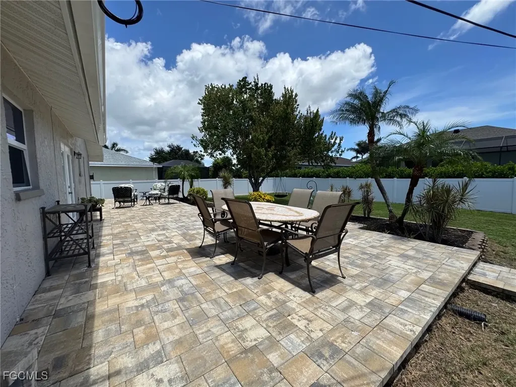 2910 Surfside Boulevard Cape Coral FL 33914