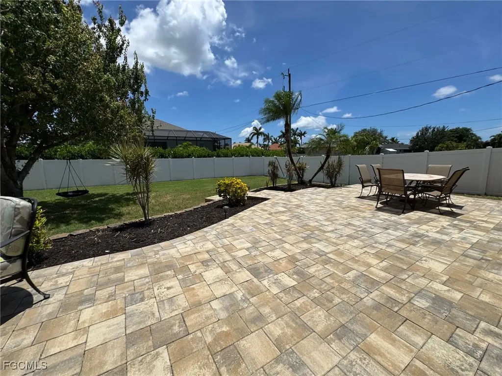 2910 Surfside Boulevard Cape Coral FL 33914