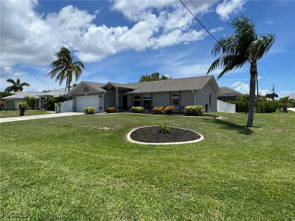 2910 Surfside Boulevard Cape Coral FL 33914